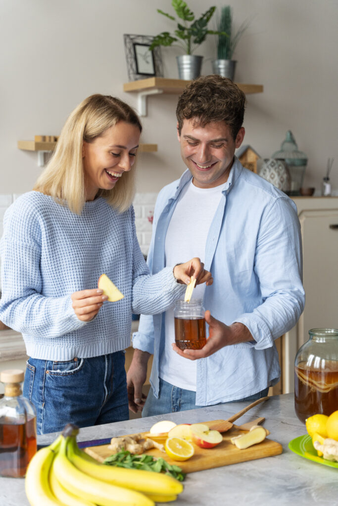 smiley-people-preparing-kombucha-medium-shot